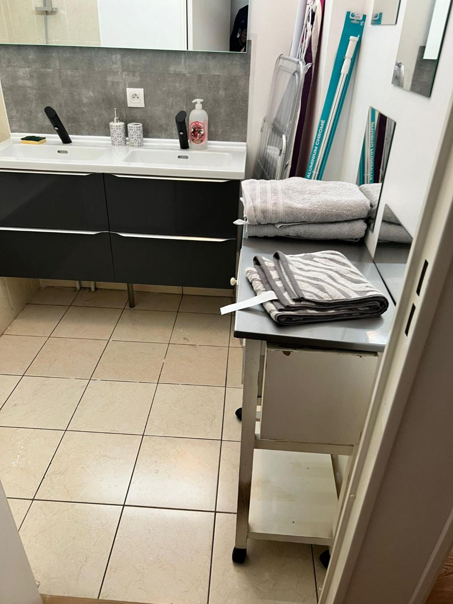 Appartement 5Min Gare Rer Disneyland Paris Val D'Europe La Vallee Village Parking Inclus Montévrain Exterior foto